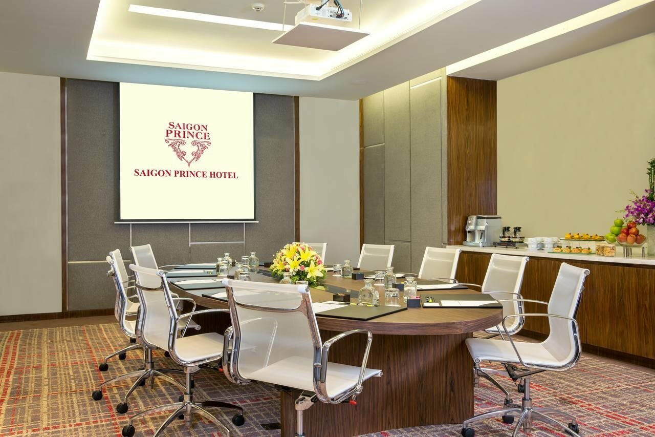 Фото Saigon Prince Hotel