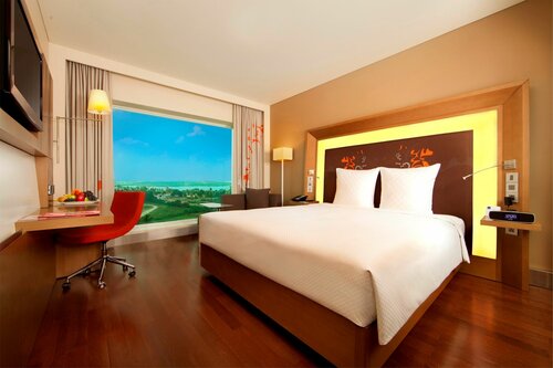 Внешний вид отеля Novotel Bengaluru Outer Ring Road в Бангалоре, фото 5