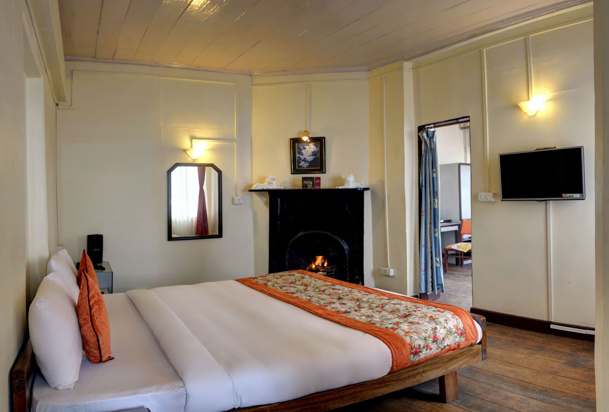 Фото Summit Swiss Heritage Hotel & SPA