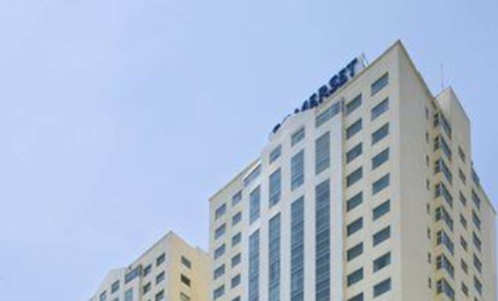 Фото Somerset Hoa Binh Hanoi