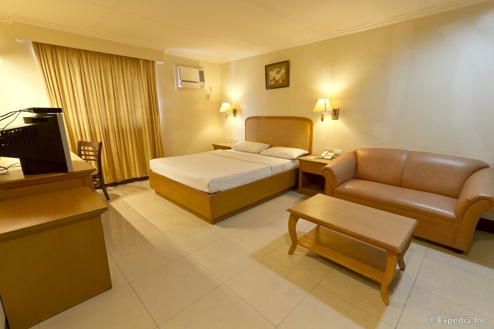 Фото Diplomat Hotel