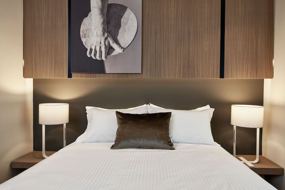 Фото Urban Frame Plaka