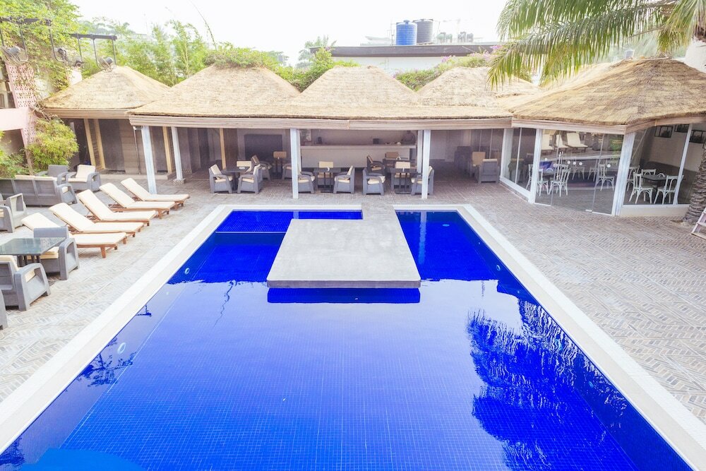 Фото The Blowfish Hotel