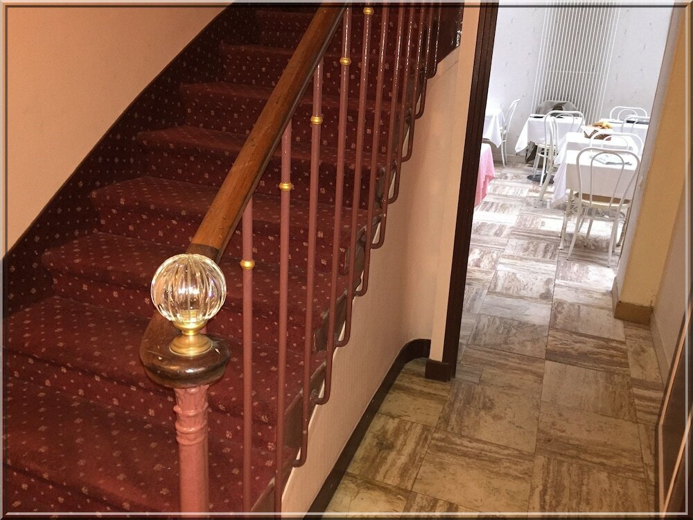 Фото Hotel Le Clos d'Alésia