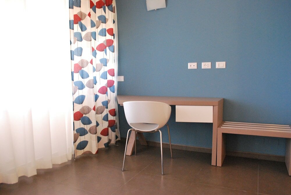 Фото Marbela Apartments & Suites