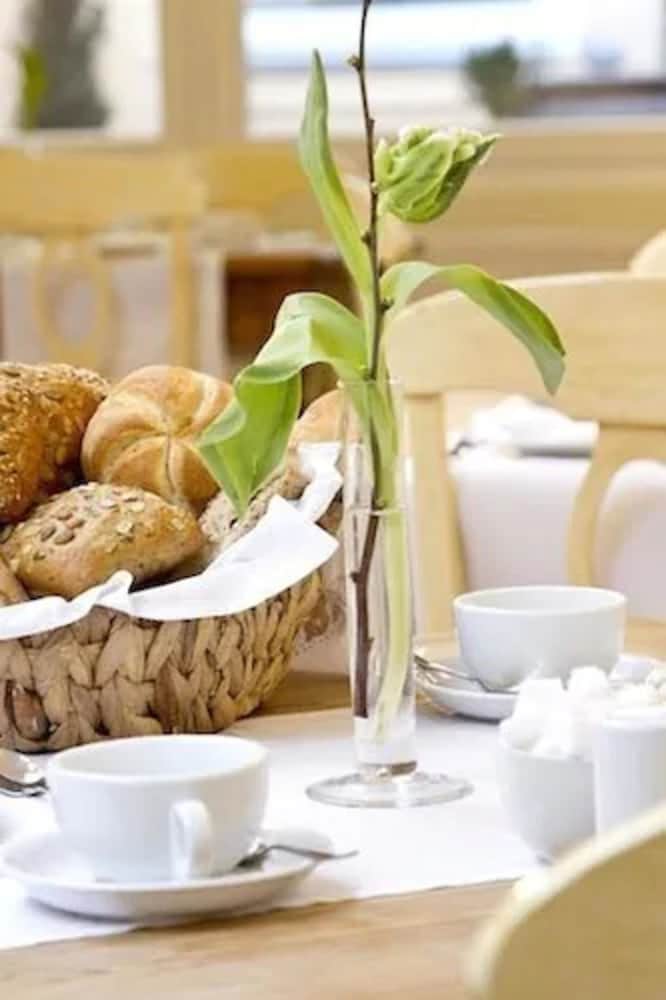 Фото Buchholz Downtown Hotel