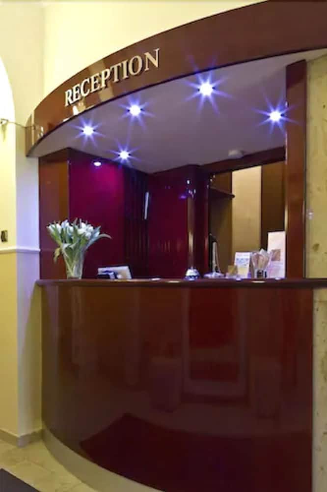 Фото Buchholz Downtown Hotel