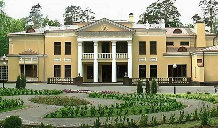 Landmark, attraction Novo-Ogaryovo Residence, Moscow and Moscow Oblast, photo