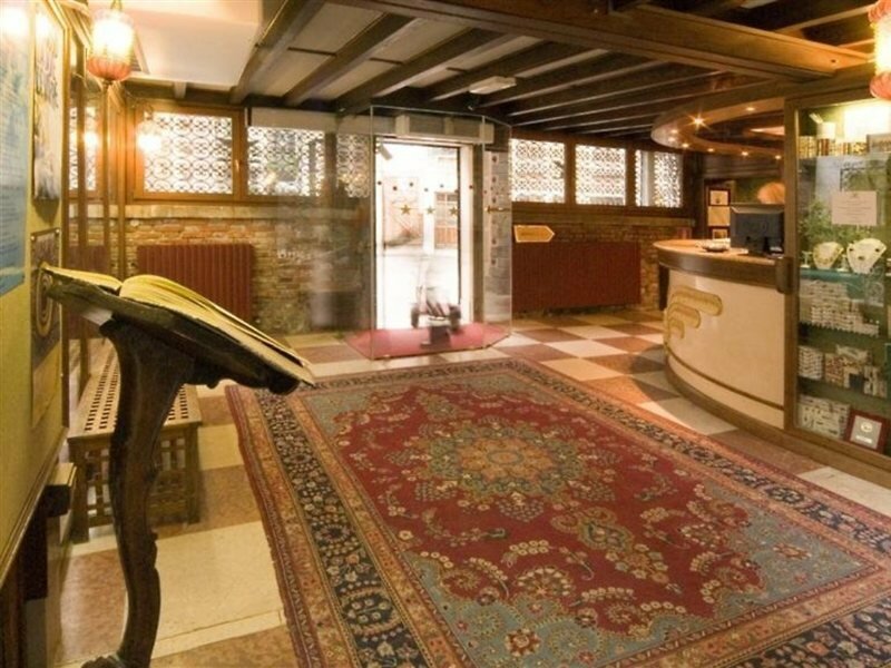 Фото Hotel La Fenice Et Des Artistes