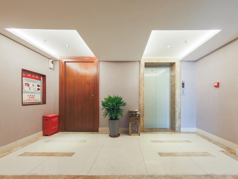 Фото GreenTree Inn NanNing LangDong Hotel