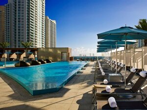 Гостиница Kimpton Epic Miami