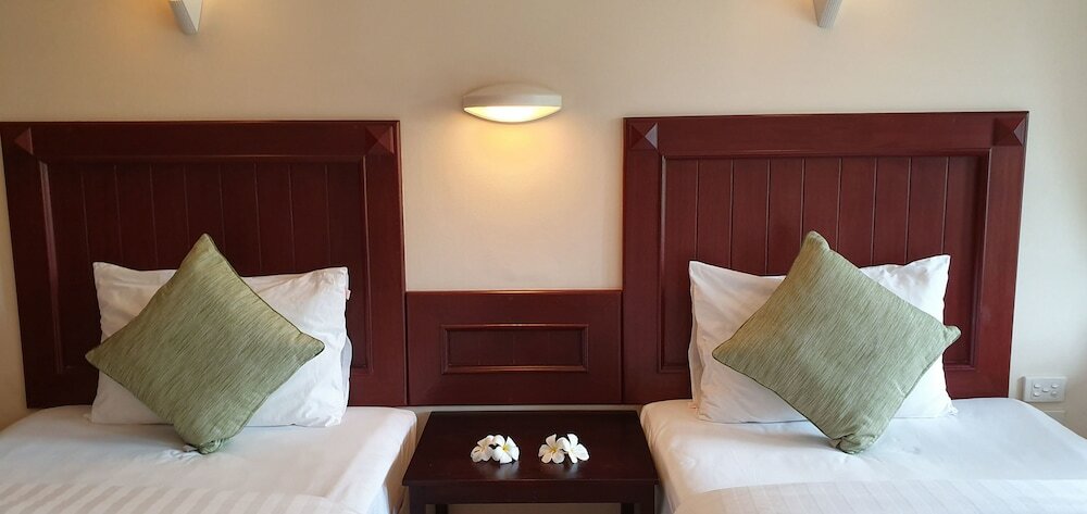 Фото Isle Beach Resort