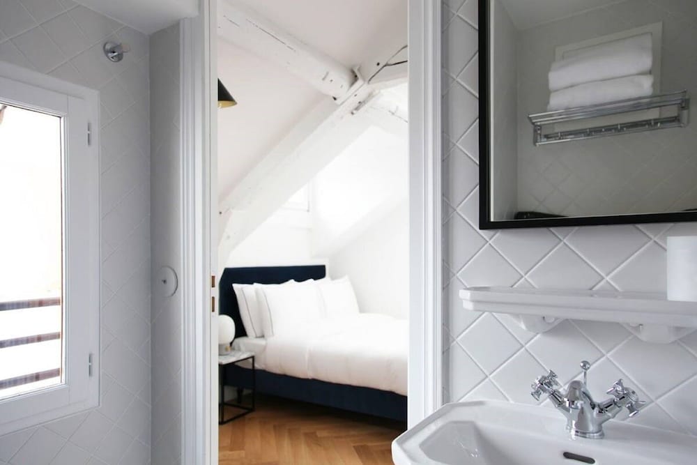 Фото Hotel Rendez Vous Batignolles