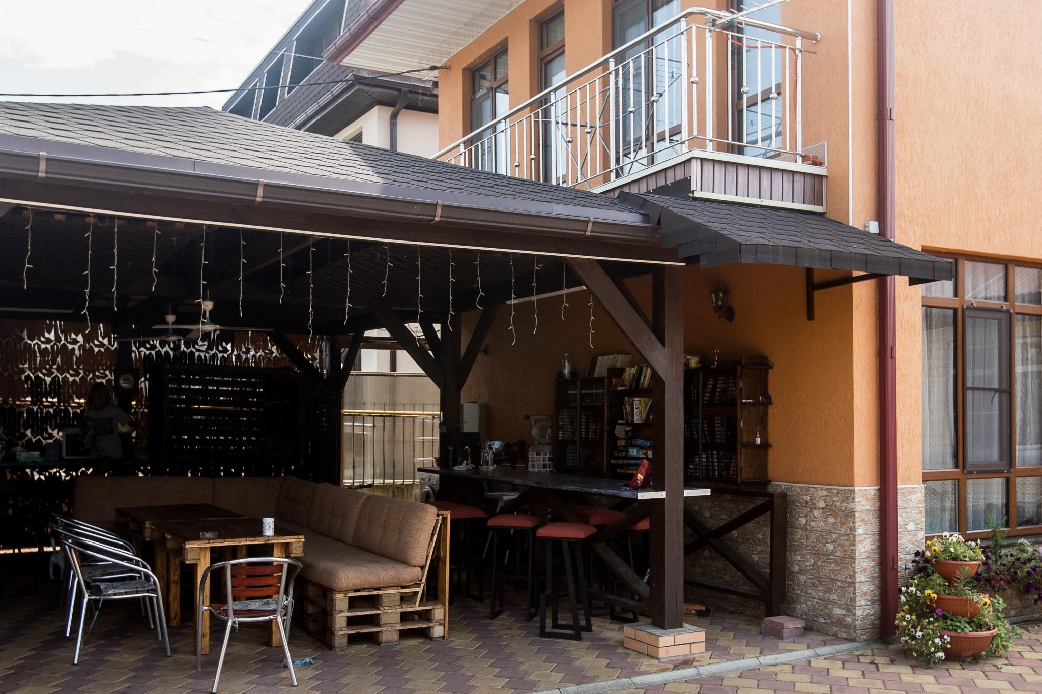 Фото Август