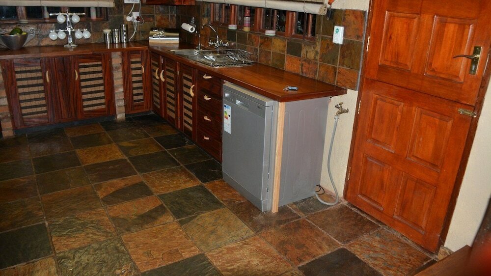 Фото Bona Ngwenya Lodge