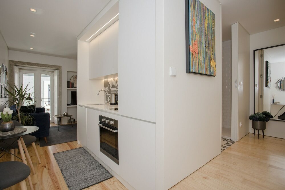 Фото Liiiving in Porto - Cozy & Chic Downtown