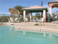 Фото Days Inn by Wyndham Buckeye