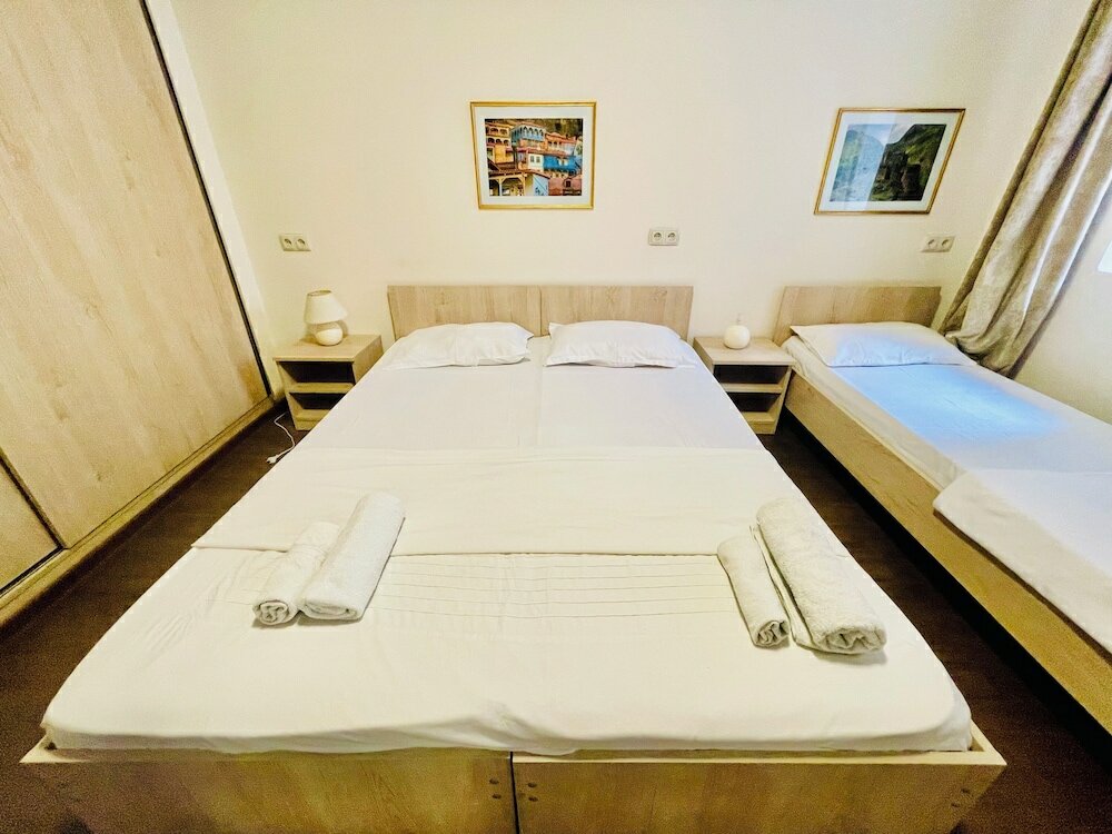 Фото Hostel Bon Voyage