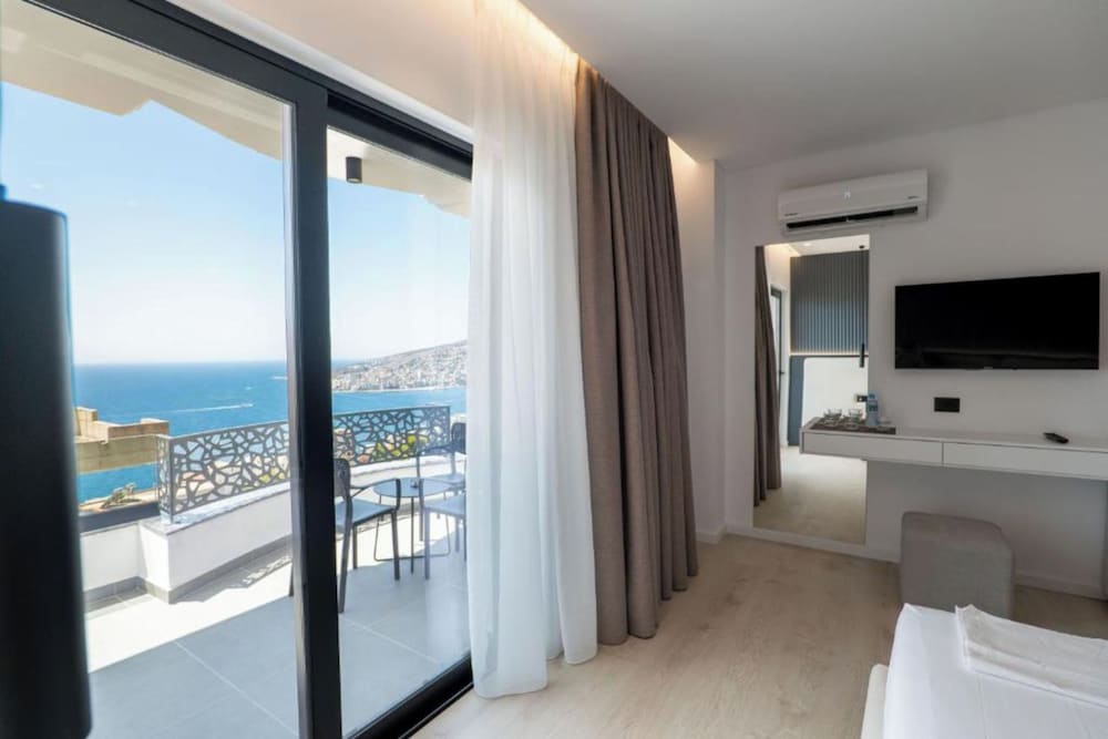 Фото Arrei Hotel