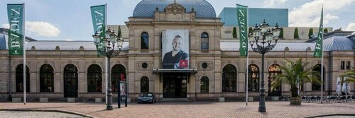 Внешний вид отеля Hotel Schweizer Hof в Баден-Бадене, фото 2