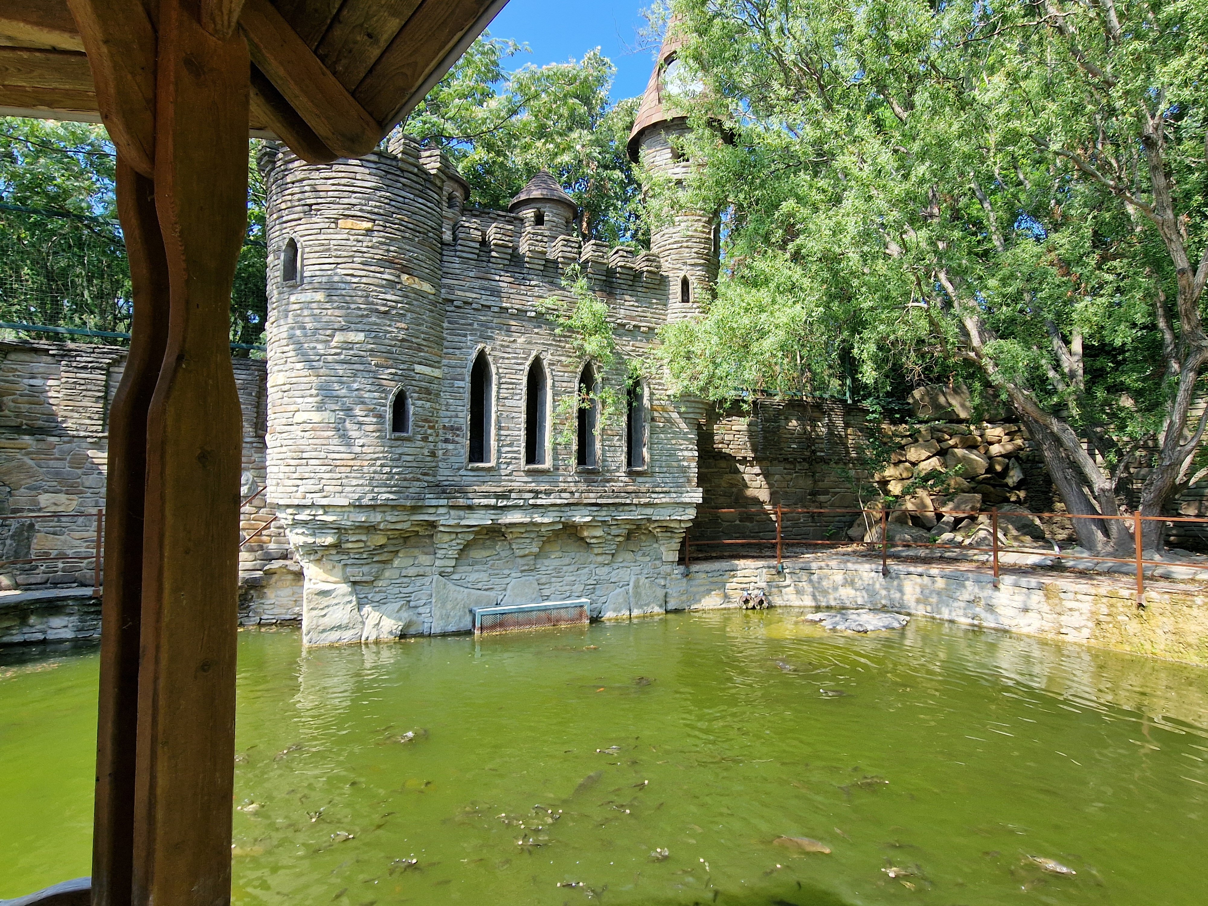 Фото Персиковый замок