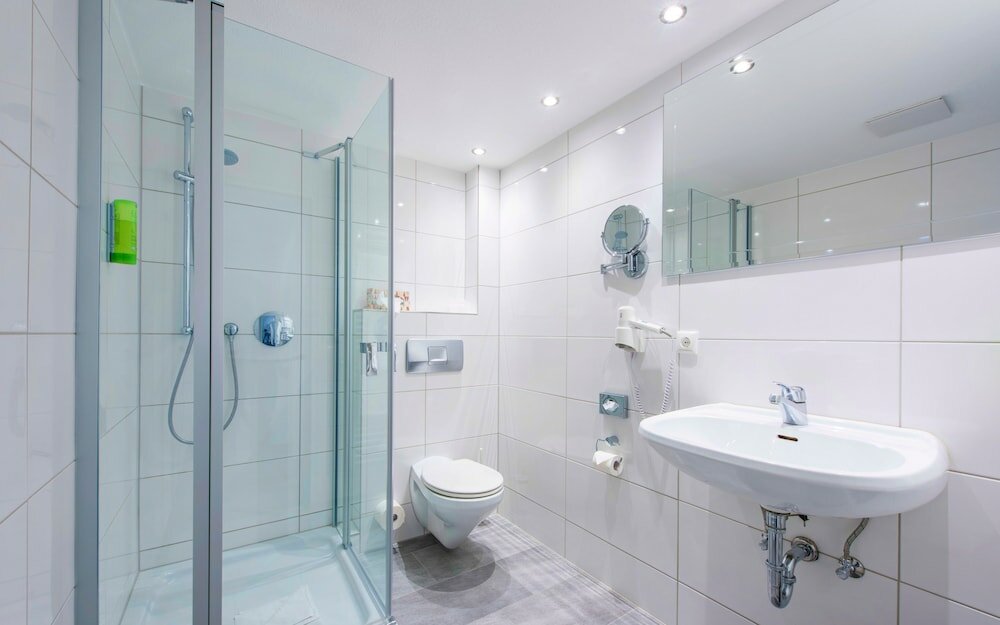 Фото Idingshof Hotel & Restaurant