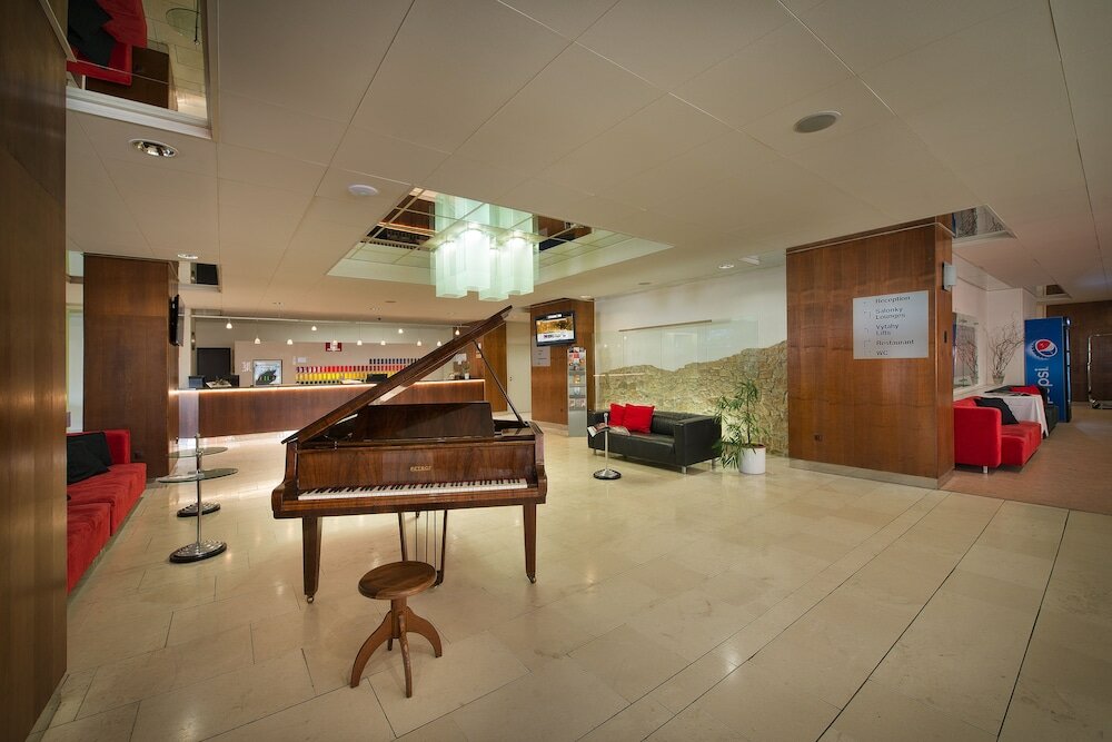 Фото Hotel Grand Litava Beroun