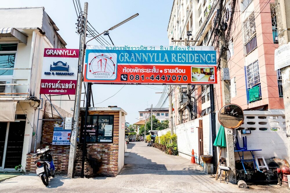 Фото Grannylla Residence Charoenkrung