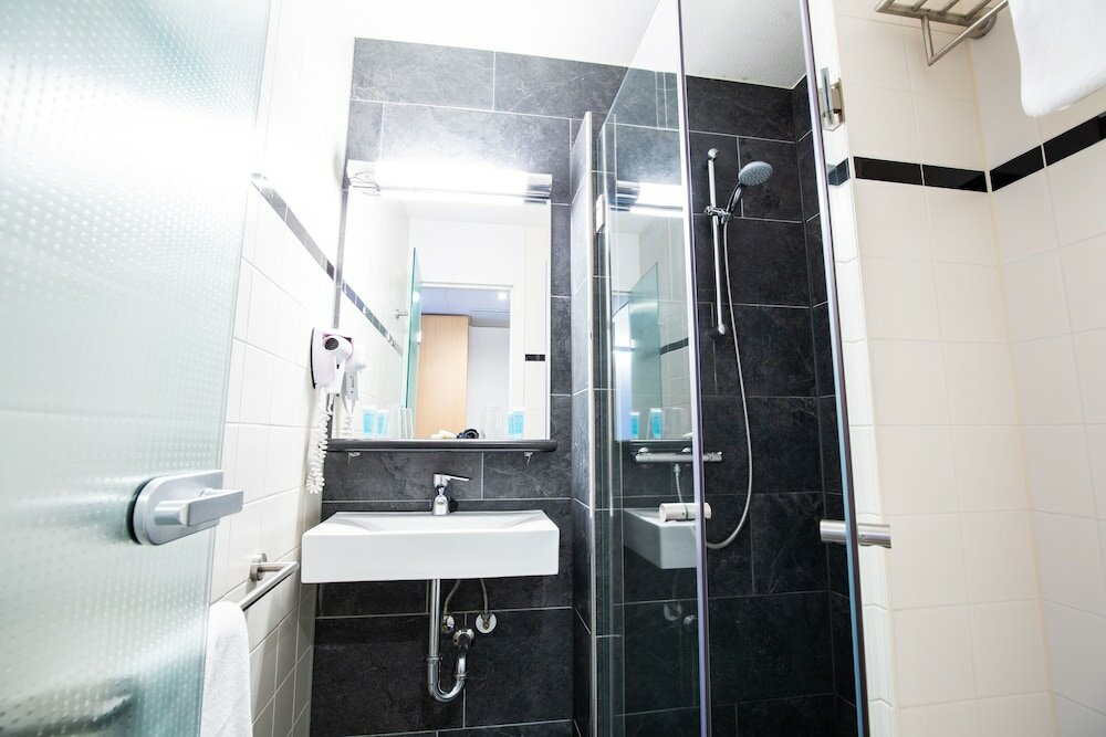 Фото Bastion Hotel Roosendaal