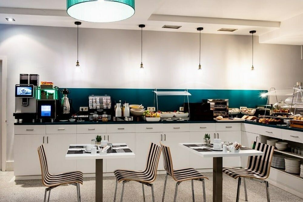 Фото Ikonik Plaza Mercado