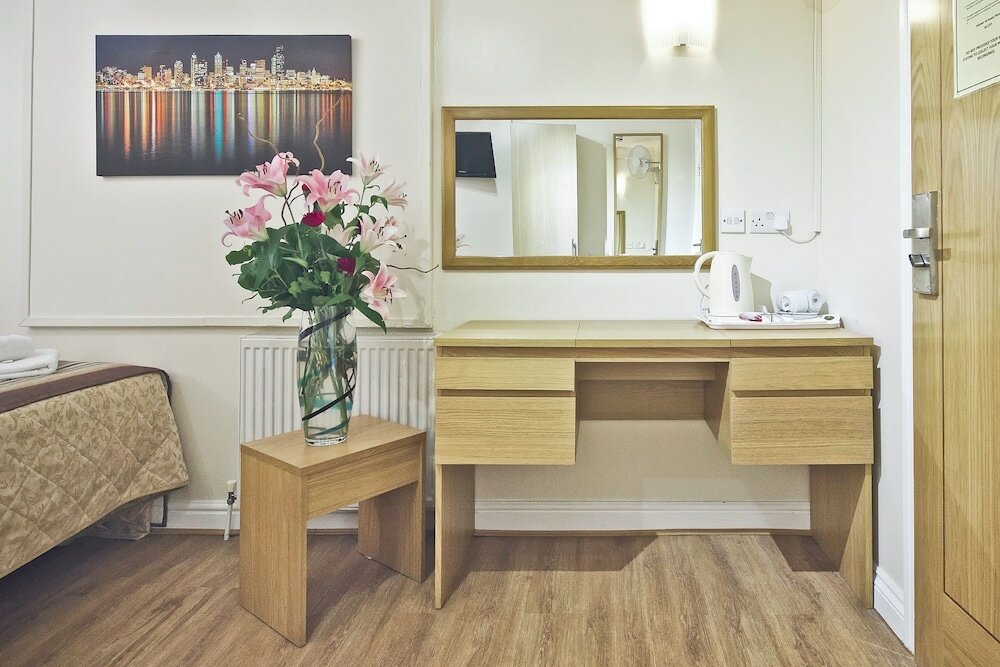 Фото Linden House Hotel