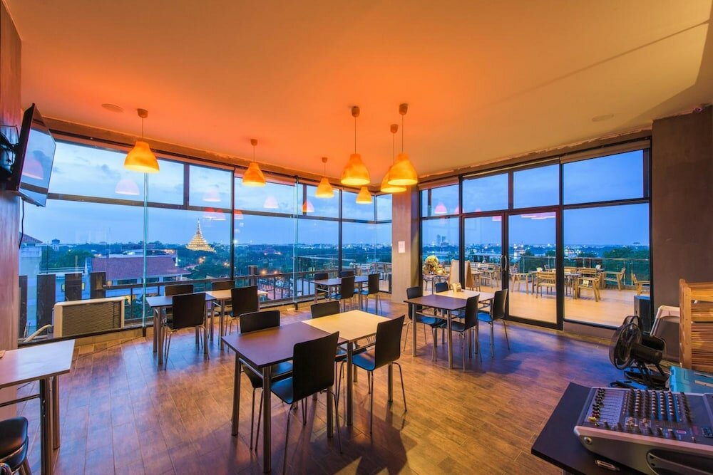 Фото Ingtara Hotel