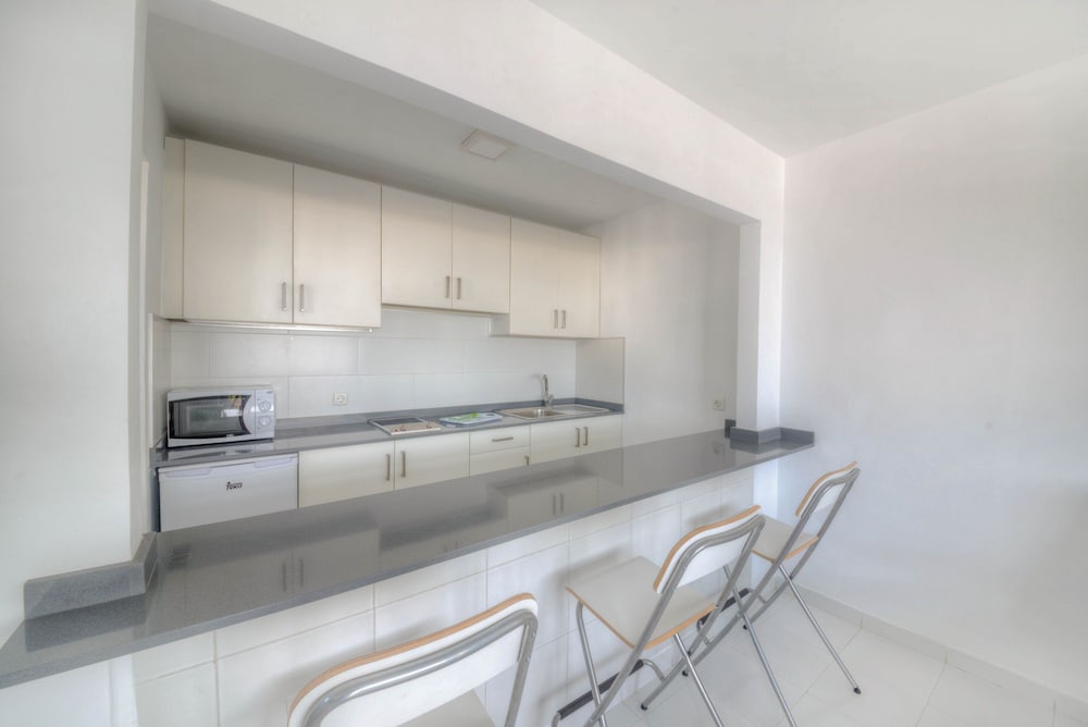 Фото Apartamentos La Moraña