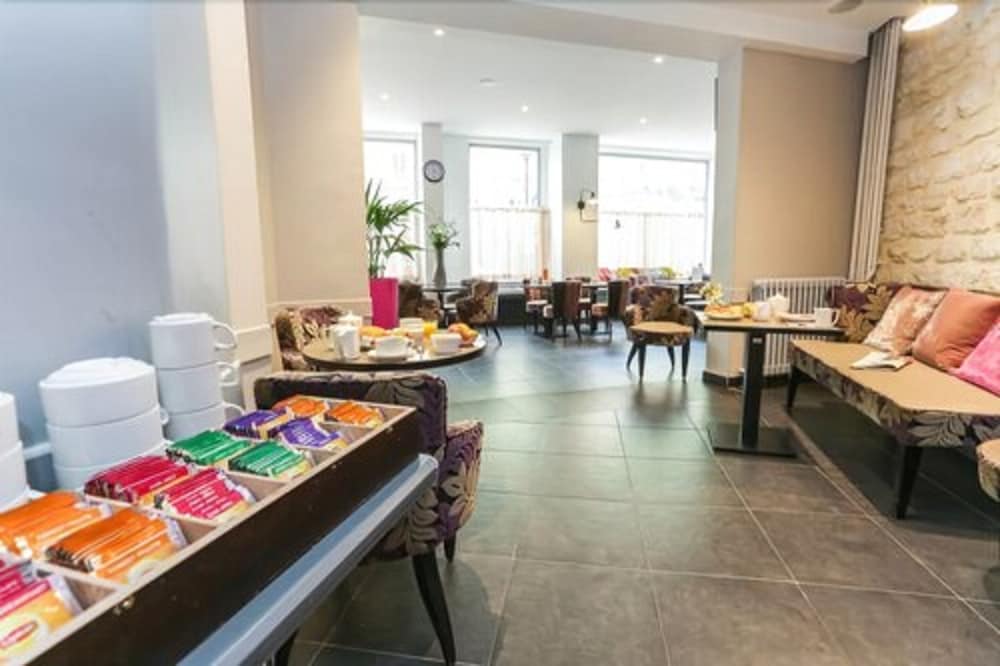 Фото Avalon Appart'Hotel Paris Gare du Nord