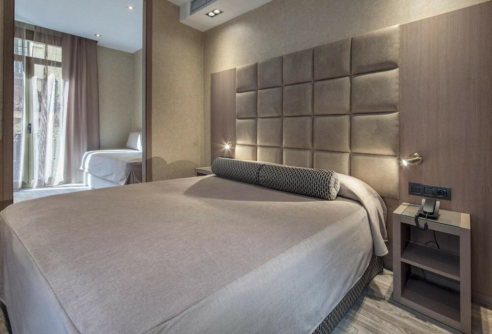 Фото Hotel Suizo