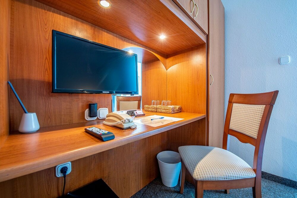 Фото Korona Hotel Panzio