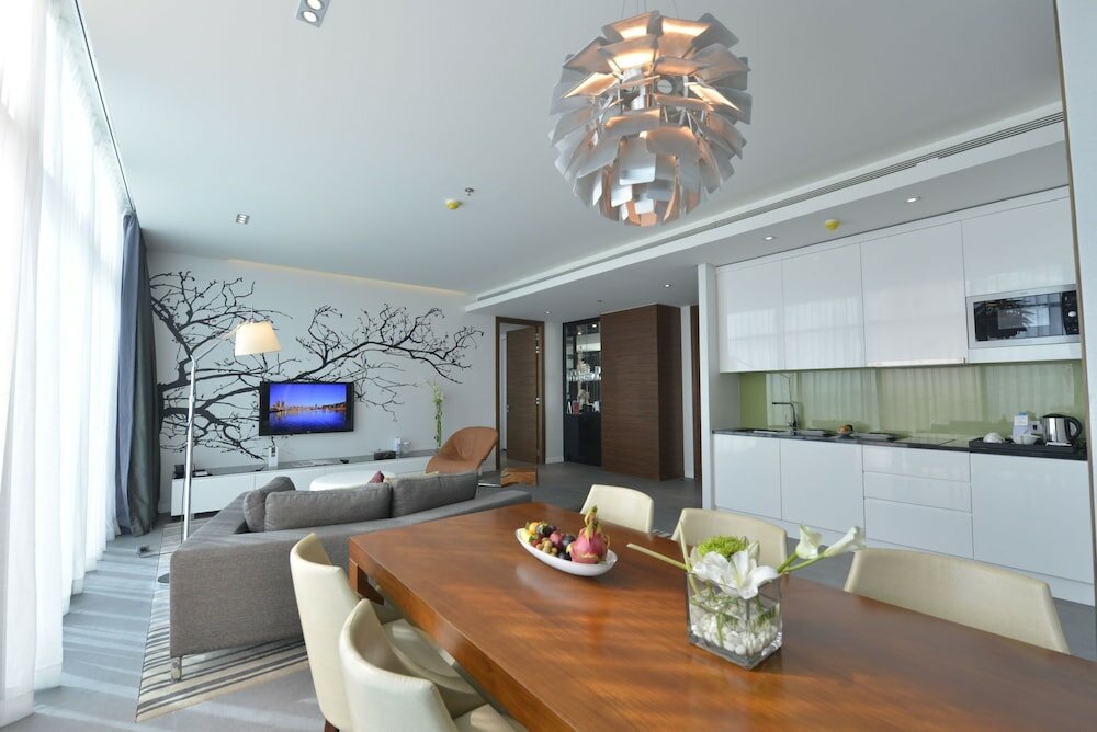 Фото Ramee Grand Hotel and Spa