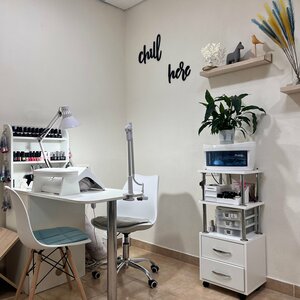 Nail bar (Ялта, улица Игнатенко, 20) ، صالون العناية بالأظافر