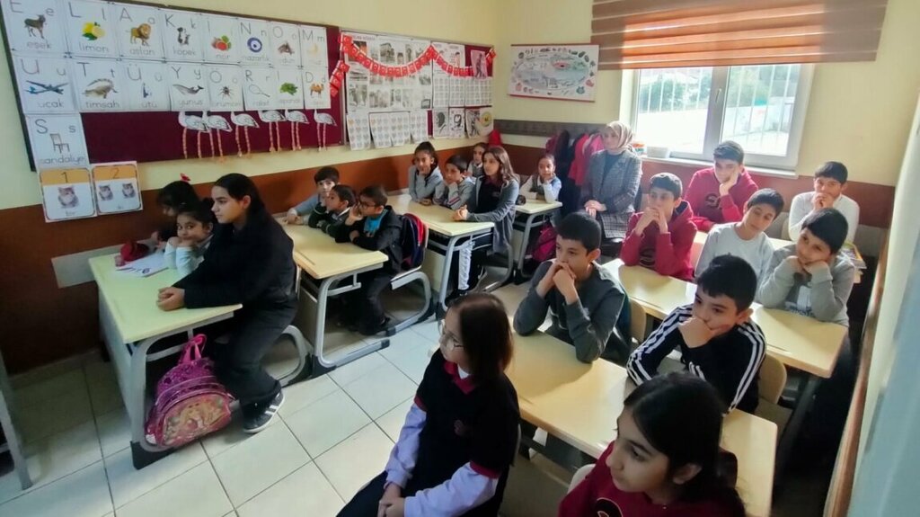 مدرسة ابتدائية Çalışkanlar Primary School ، ، صورة