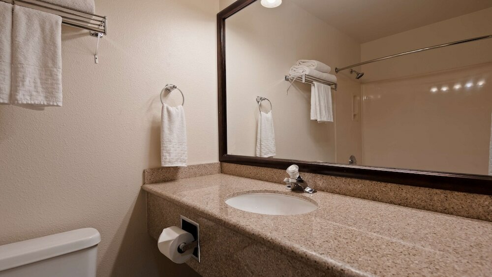 Фото Best Western Plus Villa Del Lago Inn