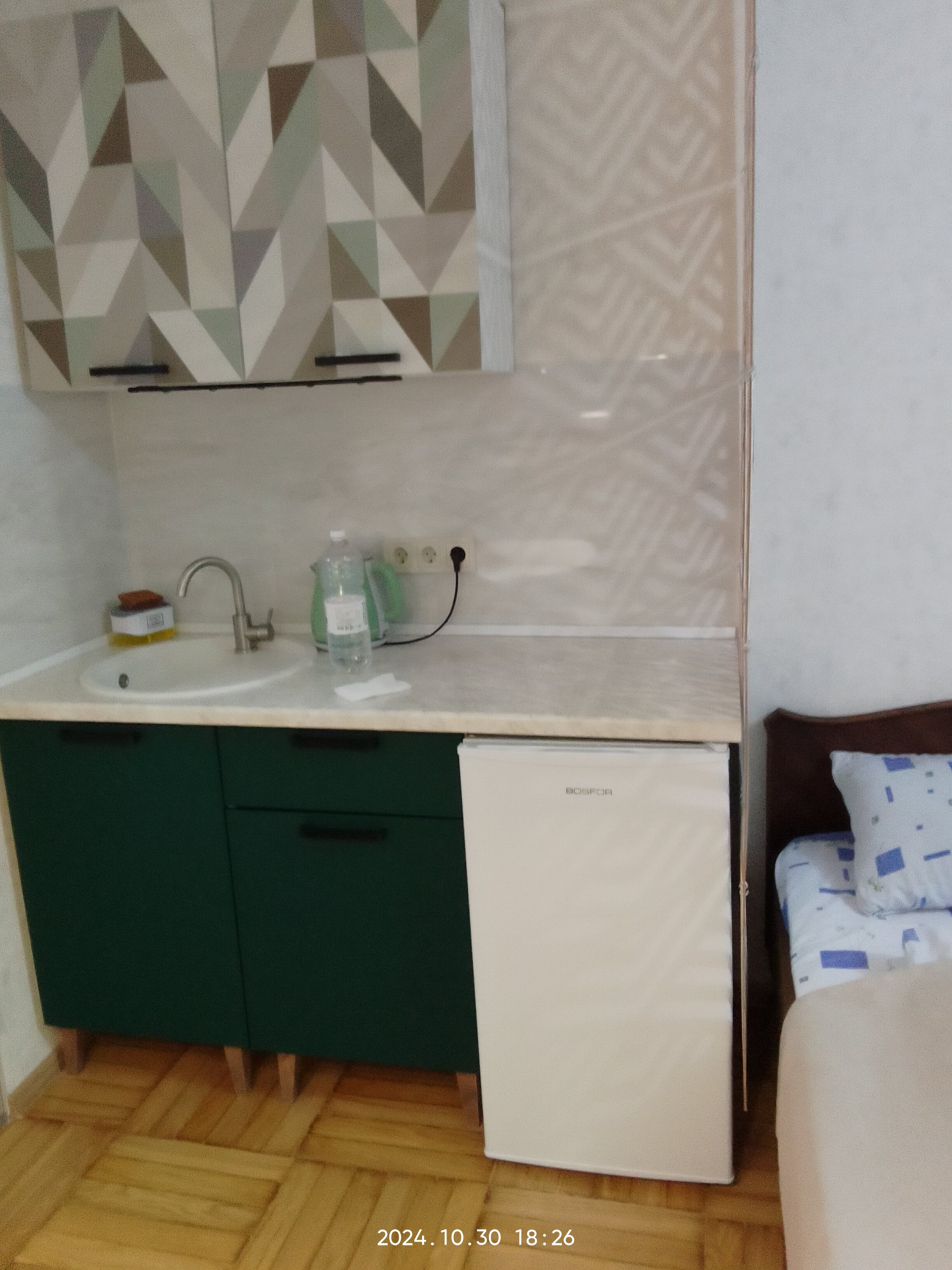 Фото Под Виноградом