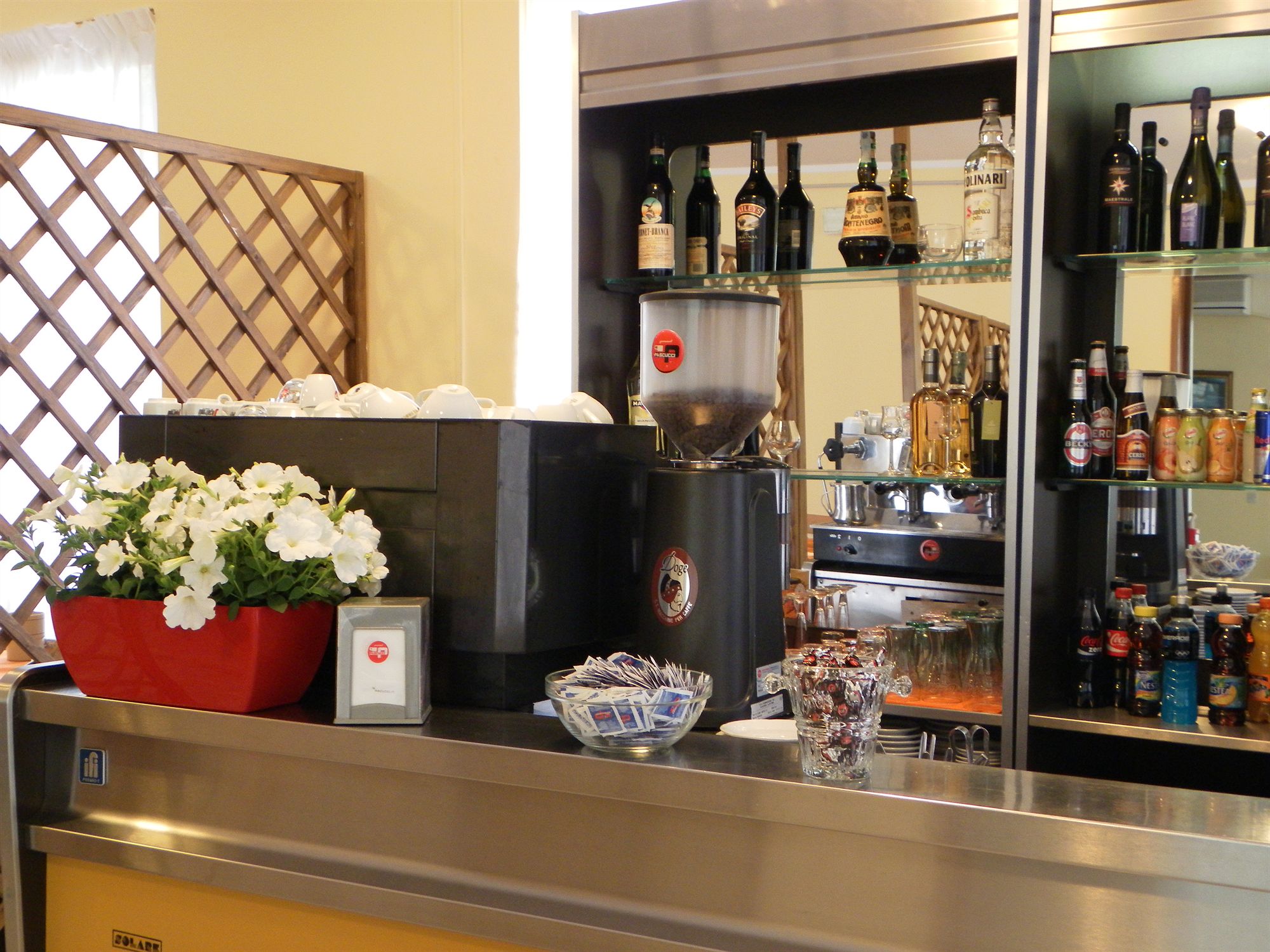 Фото Hotel Nord Est