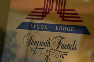 Гостиница Carlton Lygon Lodge