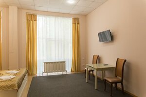 Yut (City of Budyonnovsk, Prikumskaya ulitsa, 87А), hotel