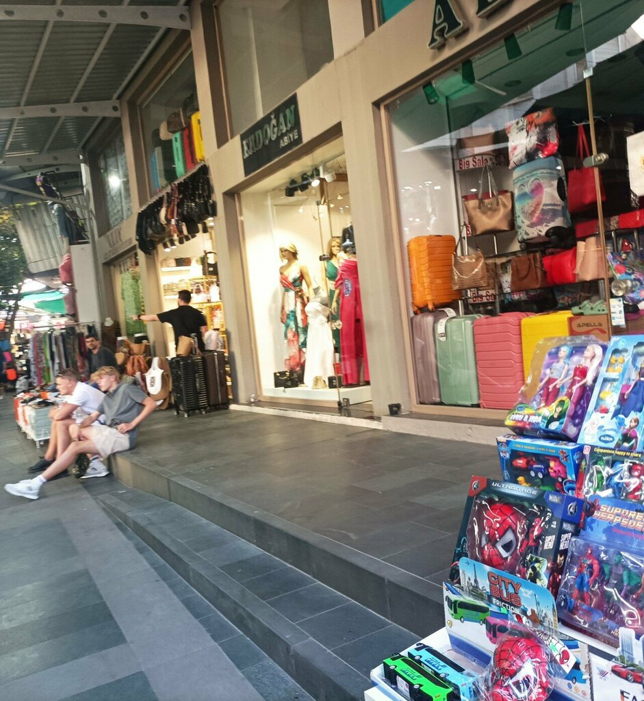 Evening dresses salon Erdoğan Giyim, Antalya, photo