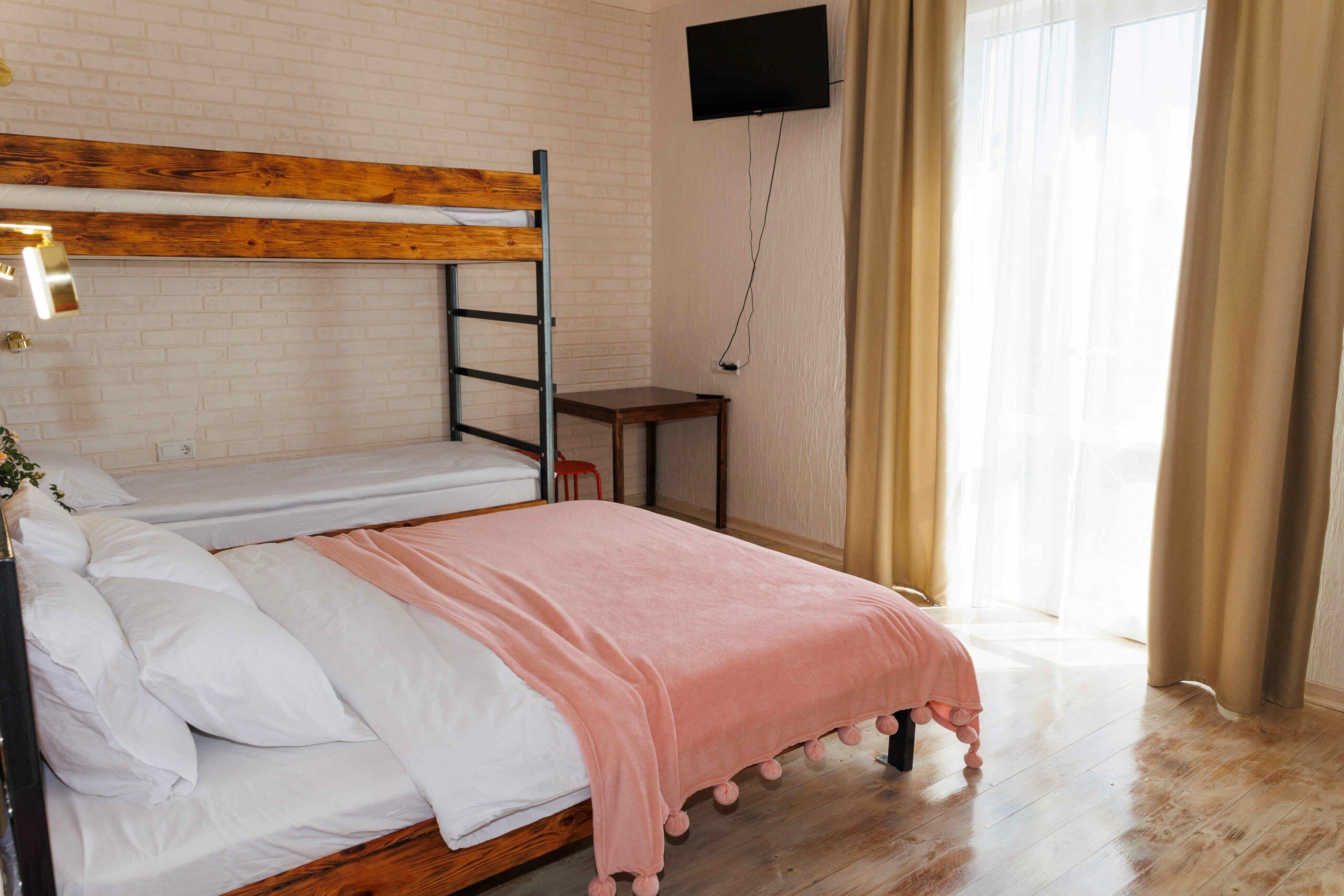 Фото Горы и море