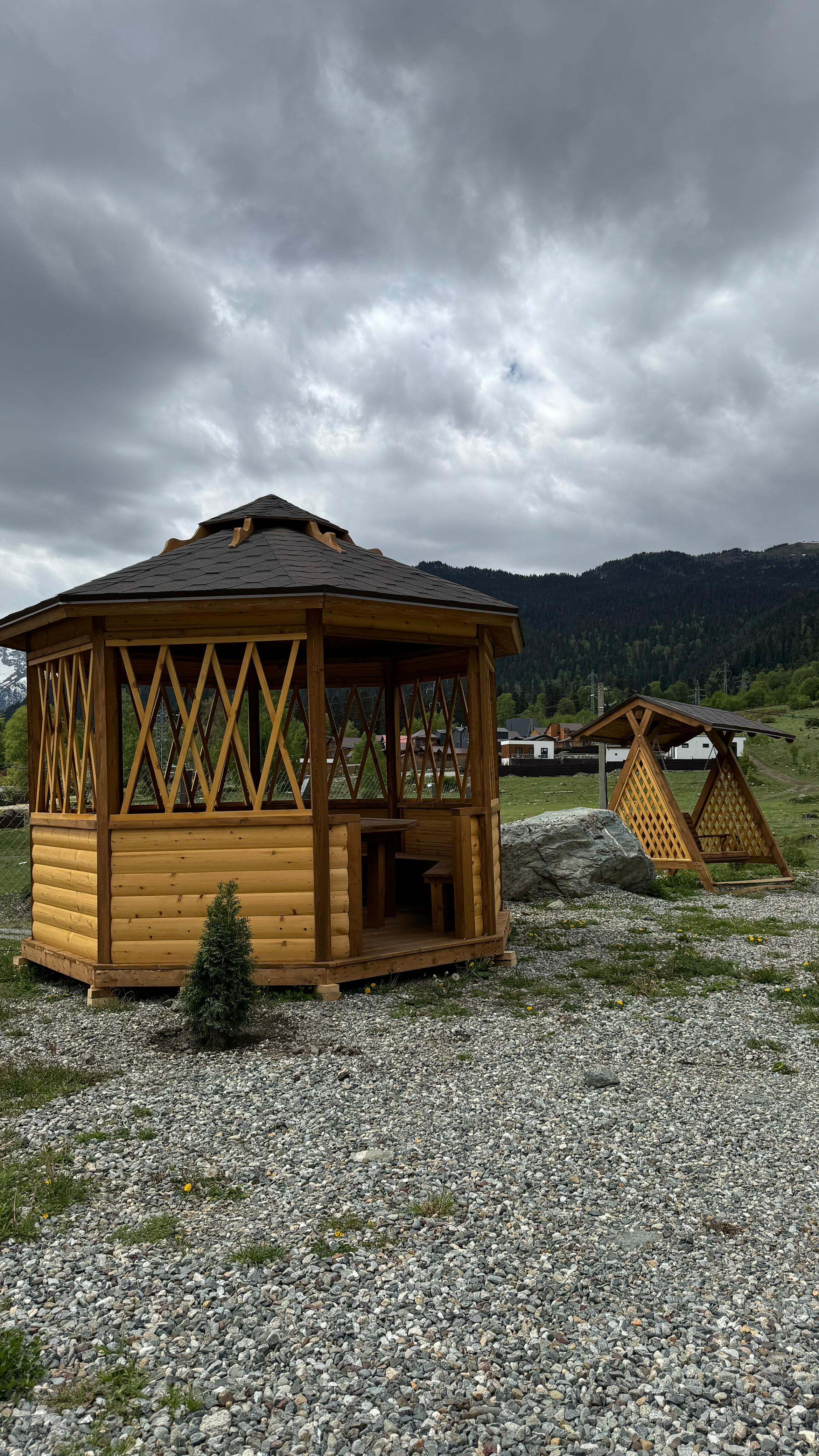 Фото Изумруд Архыз