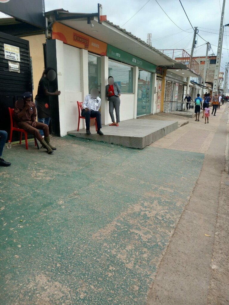ATM Banco Yetu, Loanda, photo