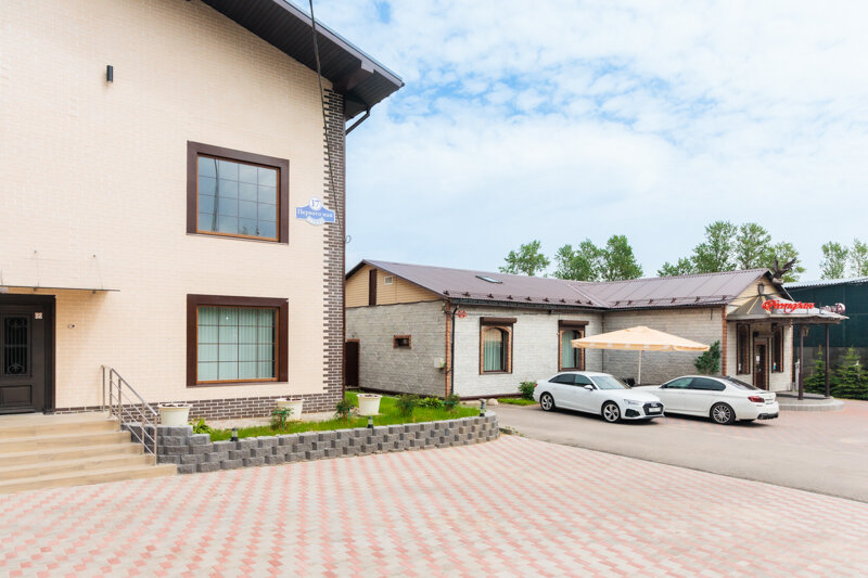 Фото отеля 1