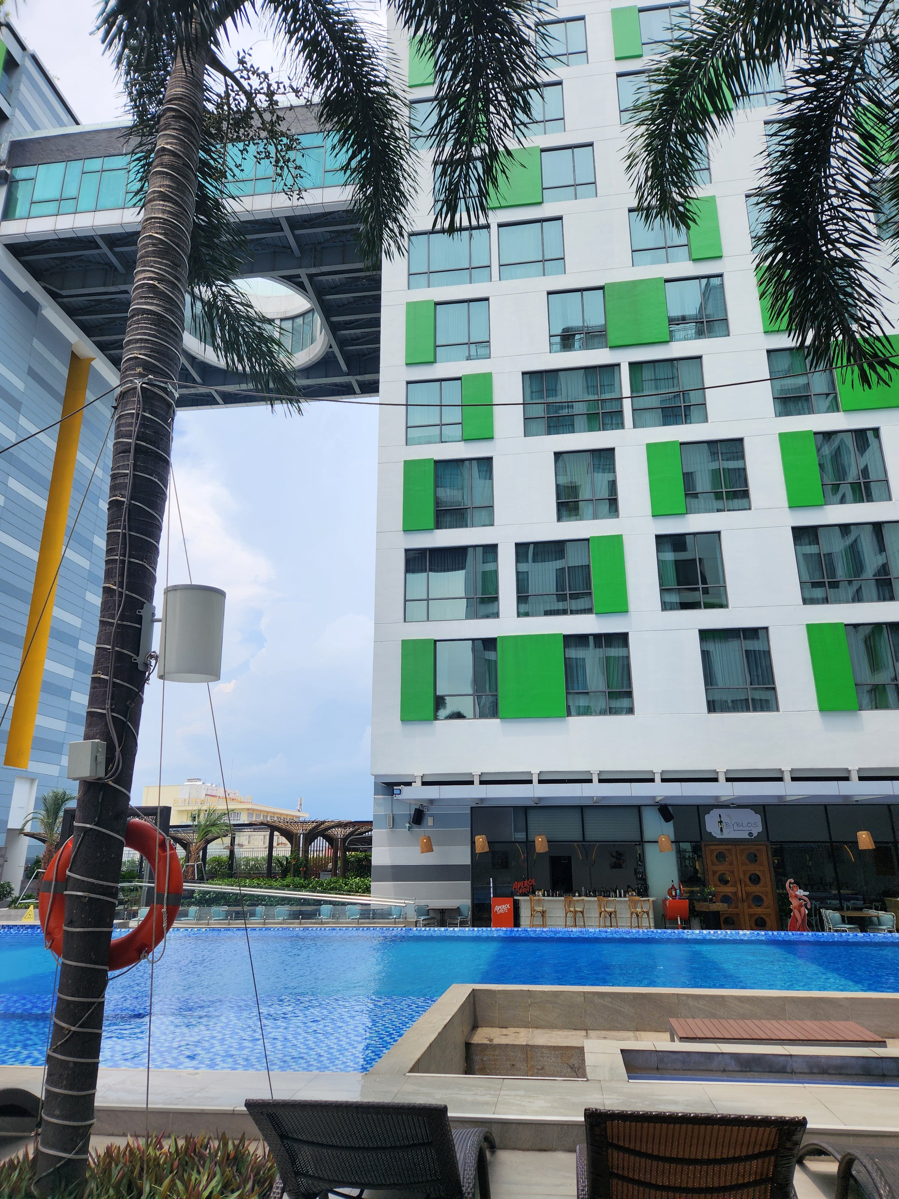 Фото Holiday Inn & Suites Saigon Airport